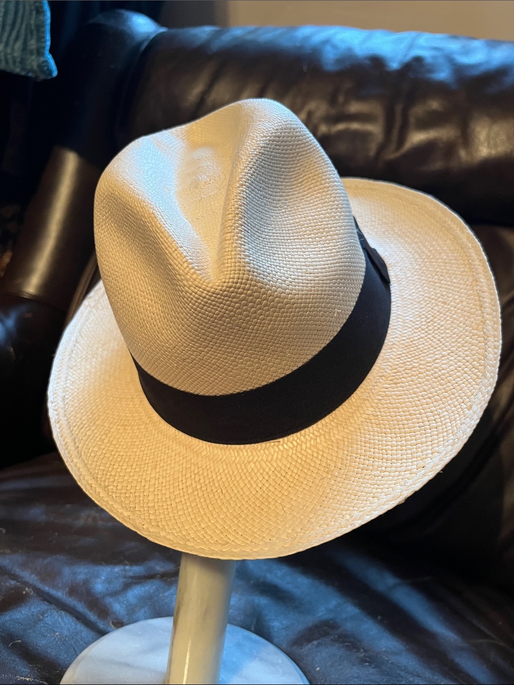 Men's Classic Straw Fedora Hat with Black Band
